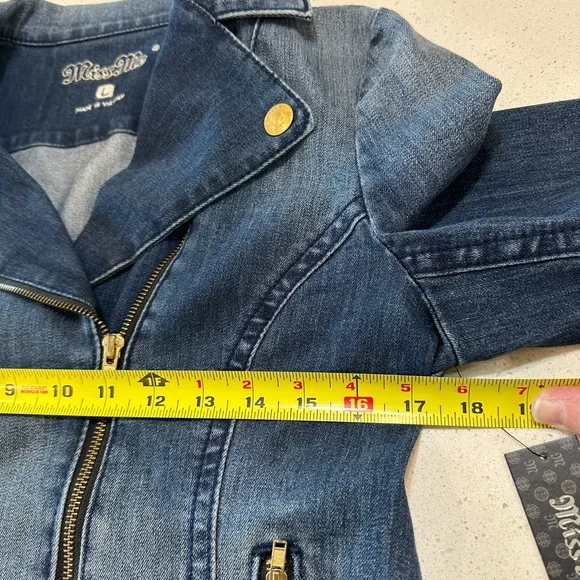 NWT-MISS ME DENIM JACKET. SIZE 6 . LABEL SAYS LARGE - Picture 6 of 12